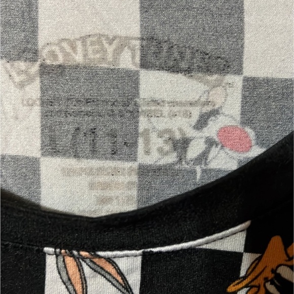 Looney tunes checkered crop top - Picture 3 of 3